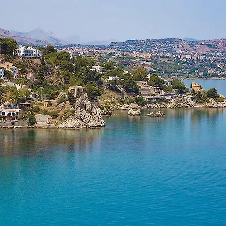 Aran Villa *